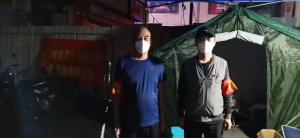 市文旅集團(tuán)一線戰(zhàn)“疫”之：黨旗飄揚(yáng)在門外，黨旗扎根在心里，53歲和35歲黨員成絕佳搭檔