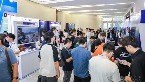 跨界电竞联名热，周，新葡京娱乐场App，边销量爆表，粉丝热情高涨